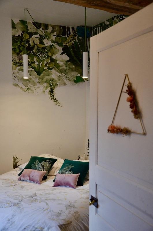 Chambre jungle rose vert papier panoramique hannah elizabeth interior design